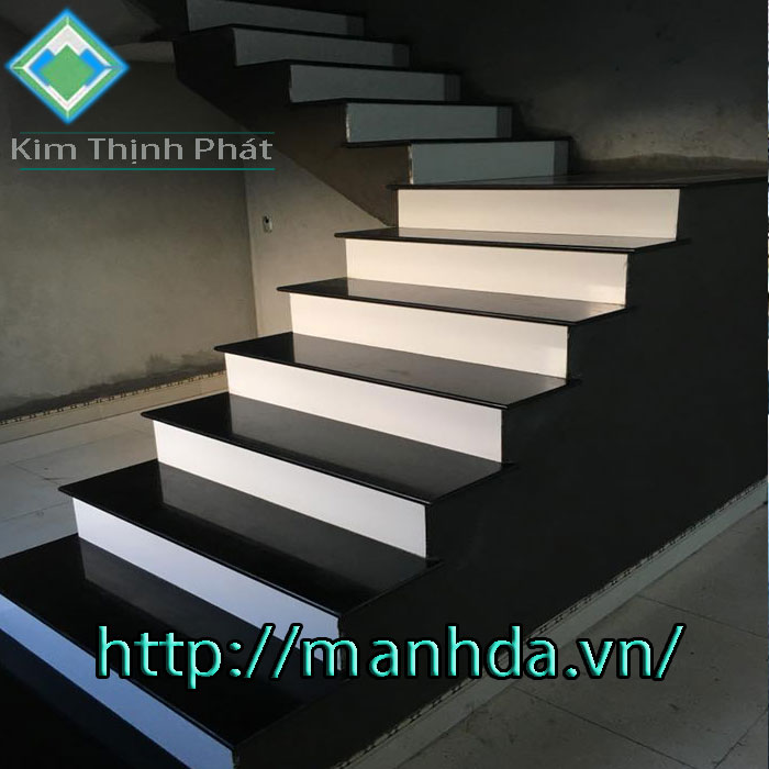 Cầu thang đá hiện đại đẹp7