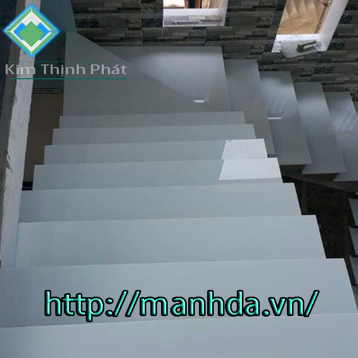 Mẫu đá hoa cương cầu thang7