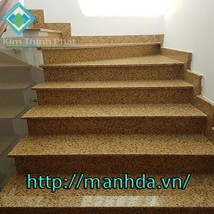 Cầu thang ốp đá marble5