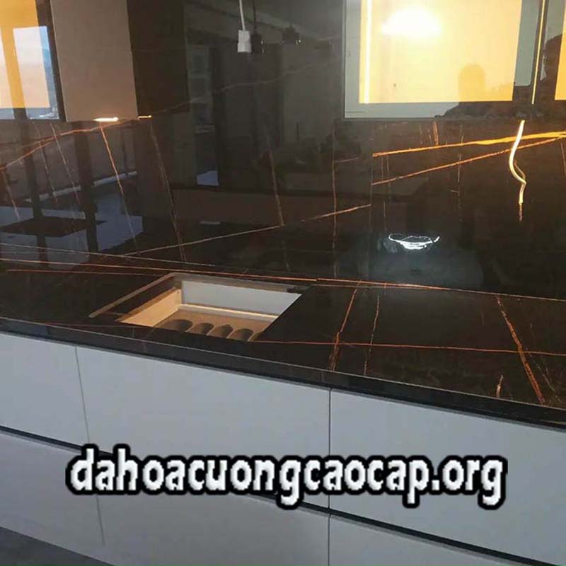 Đá hoa cương bếp