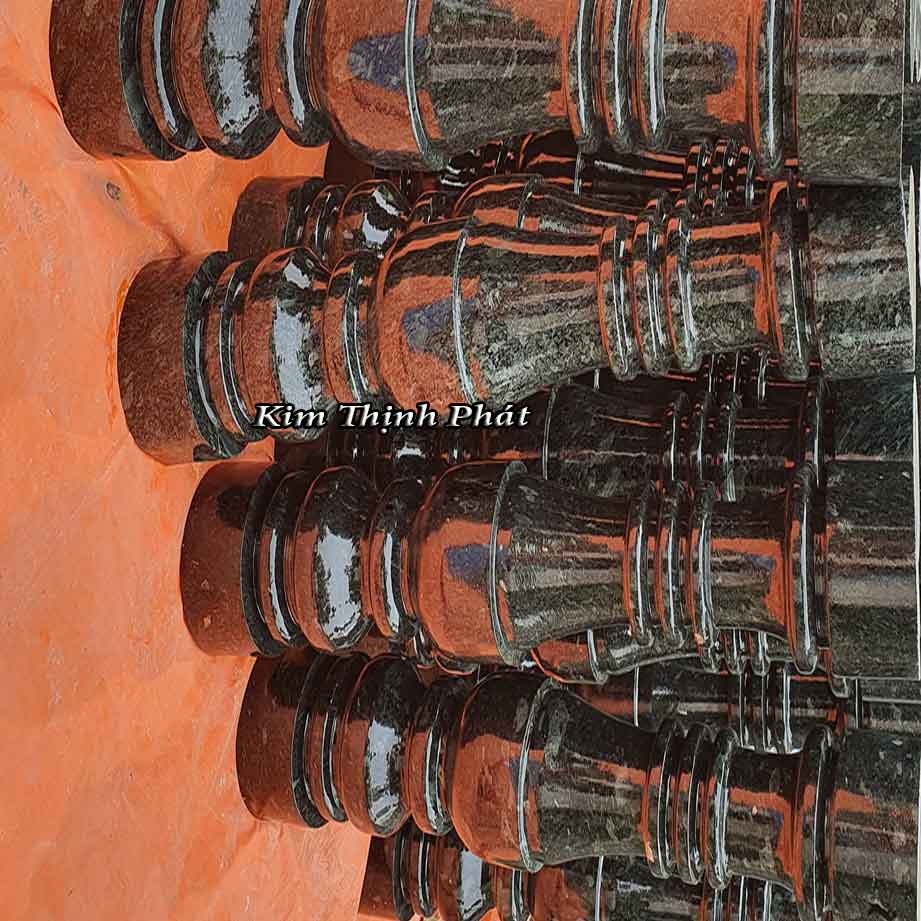 Đá hoa cương tự nhiên con tiện