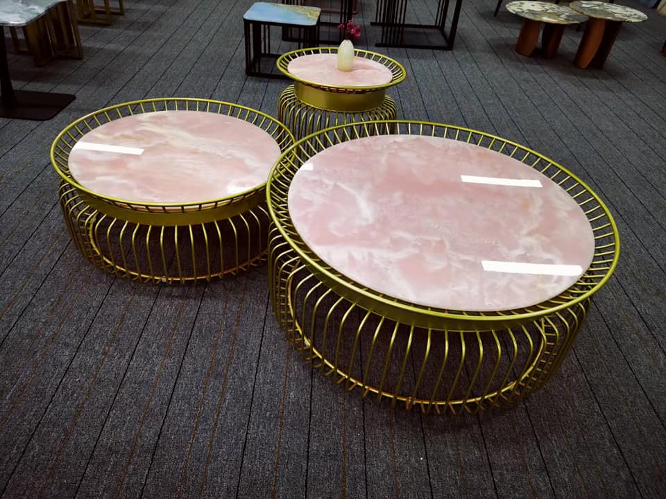 Mặt bàn đá hoa cương đẹp7