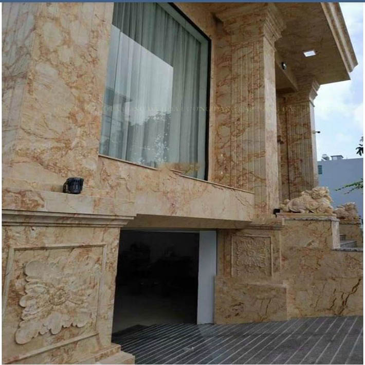 Trụ cổng ốp đá granite6
