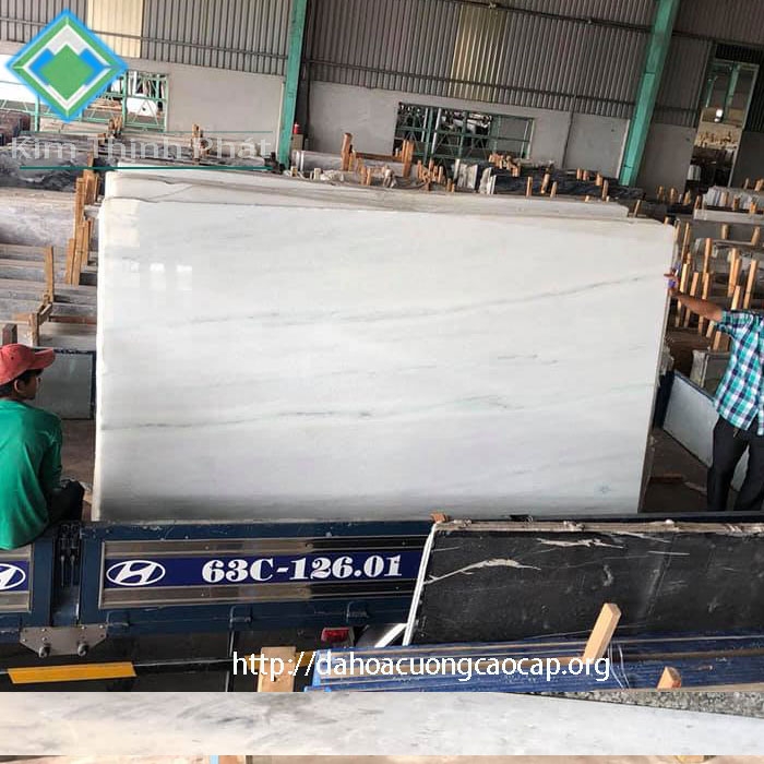 Đá hoa cương giá rẻ là bao nhiêu tiền 1 mét
